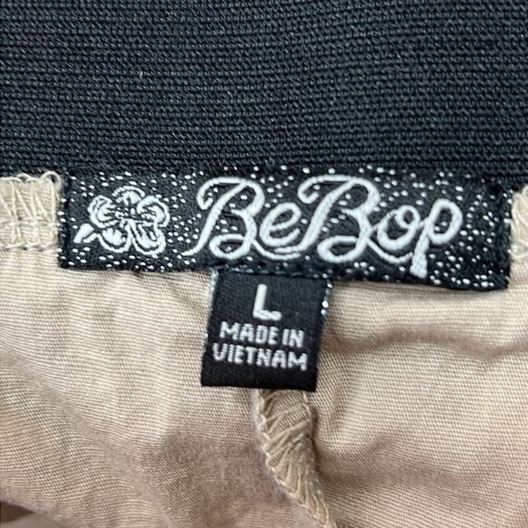 BeBop Mini Dress Sz Large Black Lace / Tan Lining Sleeveless Cutout Low Back EUC - Picture 2 of 11